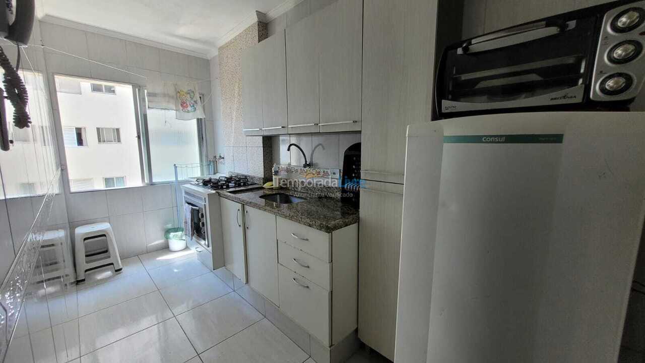 Apartamento para aluguel de temporada em Praia Grande (Vila Mirim)