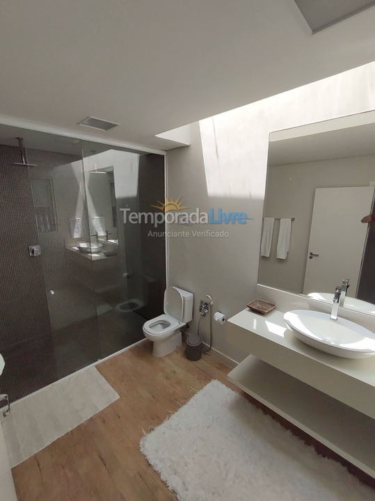 Casa para aluguel de temporada em São Sebastião (Maresias)