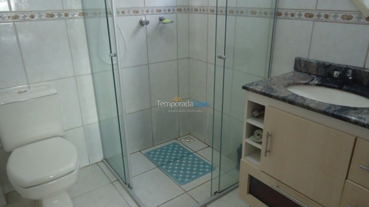 Apartment for vacation rental in Bombinhas (Praia de Bombas)