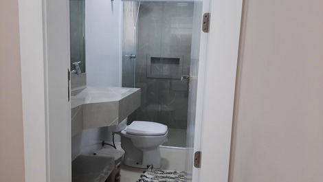 Apartamento a poucos metros da praia