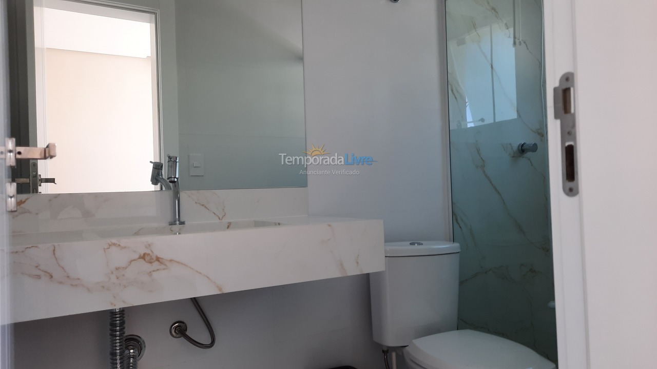 Apartamento para aluguel de temporada em Bombinhas (Canto Grande)