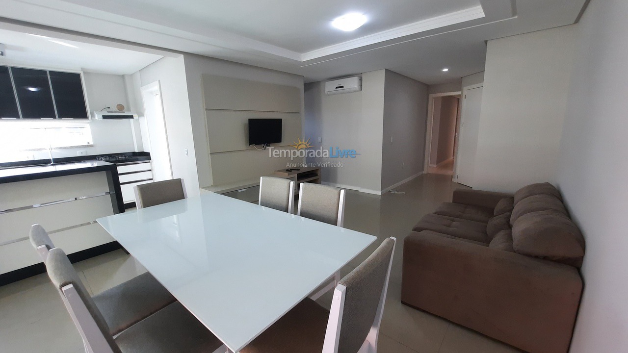 Apartamento para alquiler de vacaciones em Bombinhas (Praia de Bombas)