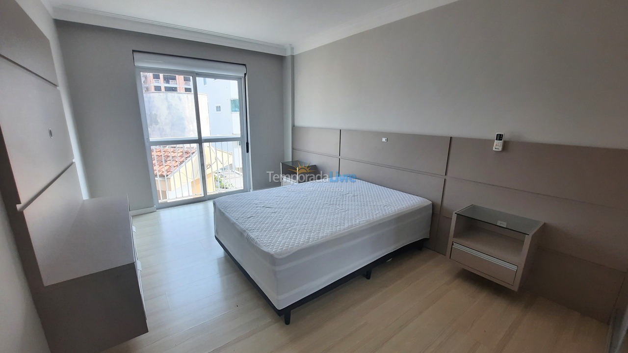 Apartamento para alquiler de vacaciones em Bombinhas (Praia de Bombas)