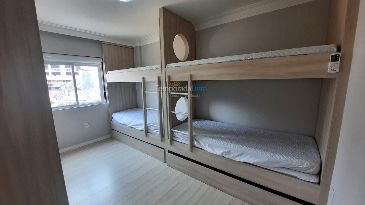 Apartamento para alquiler de vacaciones em Bombinhas (Praia de Bombas)