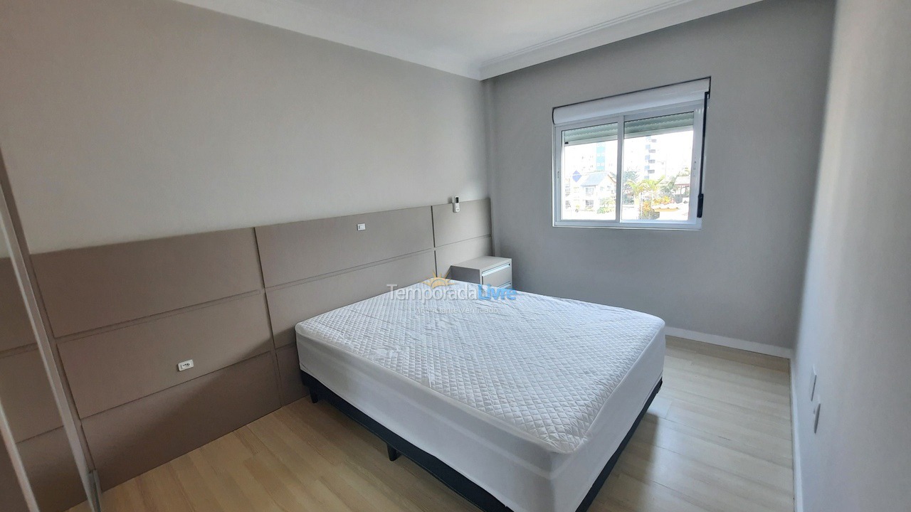 Apartamento para alquiler de vacaciones em Bombinhas (Praia de Bombas)