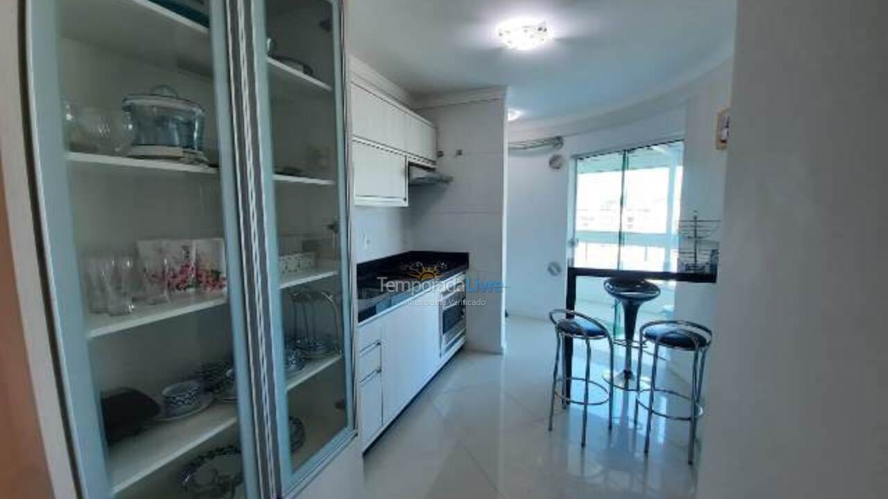 Apartment for vacation rental in Bombinhas (Praia de Bombas)