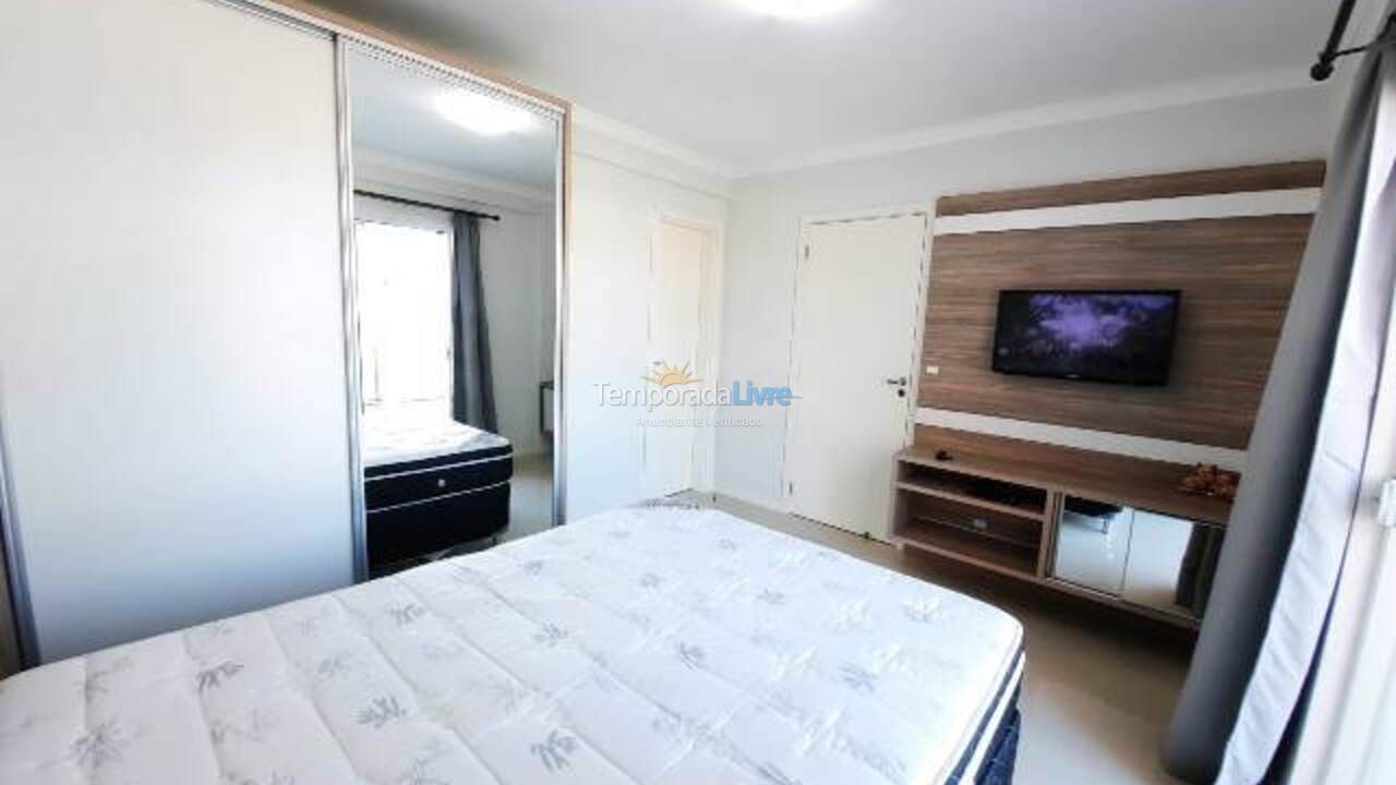 Apartment for vacation rental in Bombinhas (Praia de Bombas)