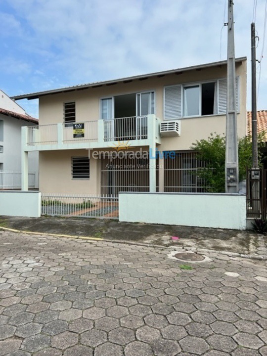 House for vacation rental in São Francisco do Sul (Prainha)
