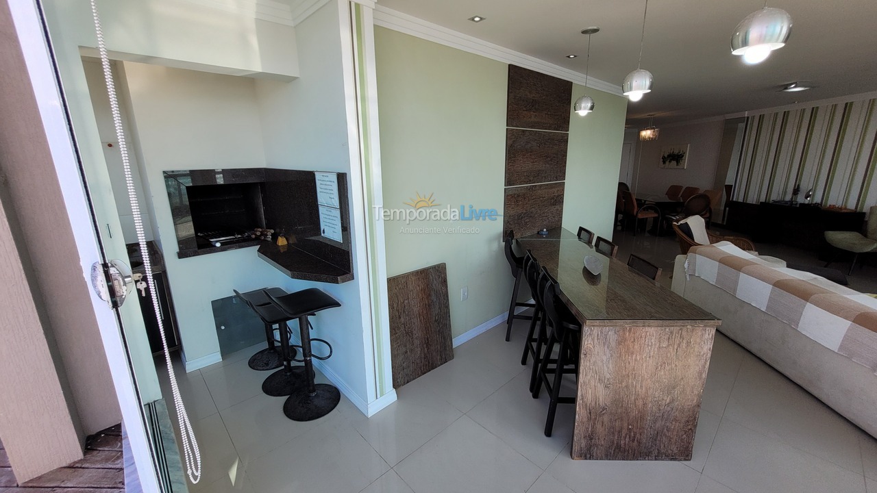 Apartamento para alquiler de vacaciones em Bombinhas (Praia de Bombas)