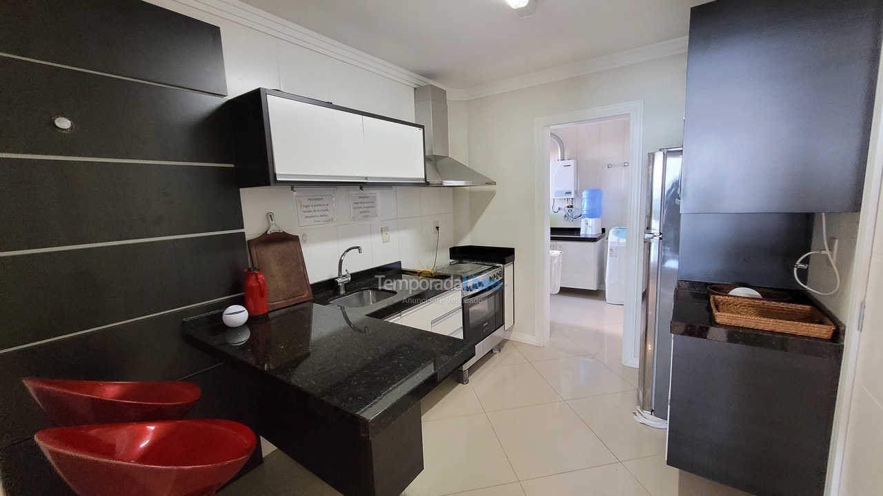 Apartamento para alquiler de vacaciones em Bombinhas (Praia de Bombas)