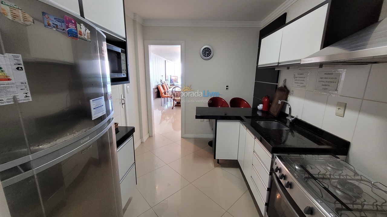 Apartamento para alquiler de vacaciones em Bombinhas (Praia de Bombas)