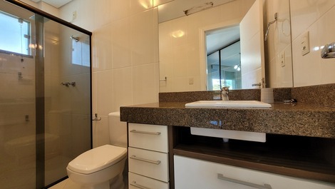 Apartamento frente al mar en Bombas con capacidad para 8 personas.