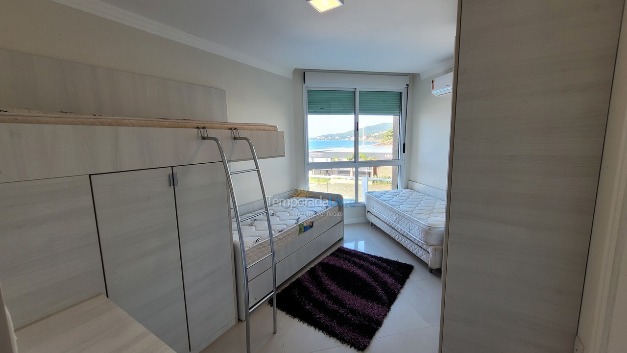 Apartamento para alquiler de vacaciones em Bombinhas (Praia de Bombas)