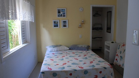 Suíte no térreo 1 /2