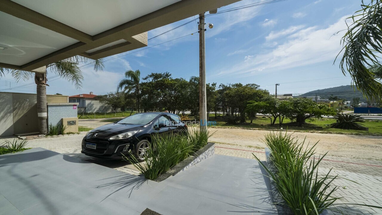 Apartment for vacation rental in Bombinhas (Mariscal)