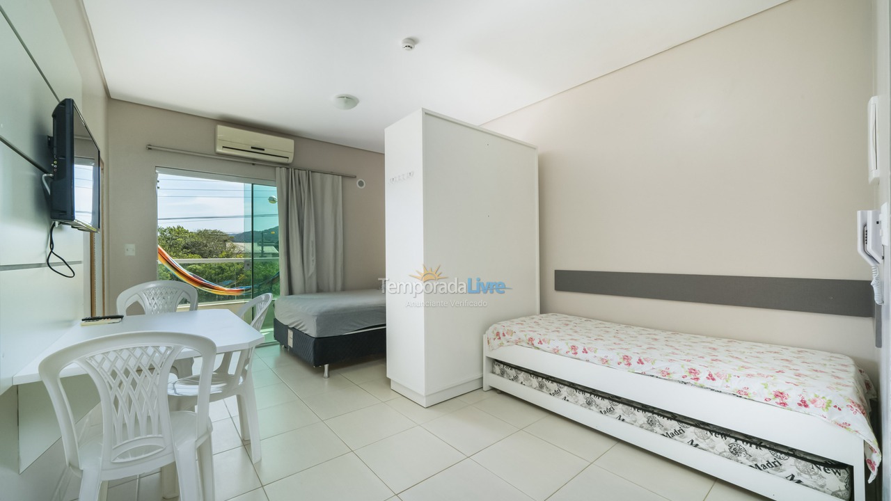 Apartment for vacation rental in Bombinhas (Mariscal)