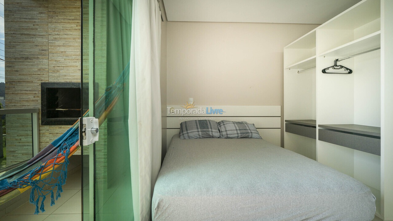 Apartment for vacation rental in Bombinhas (Mariscal)