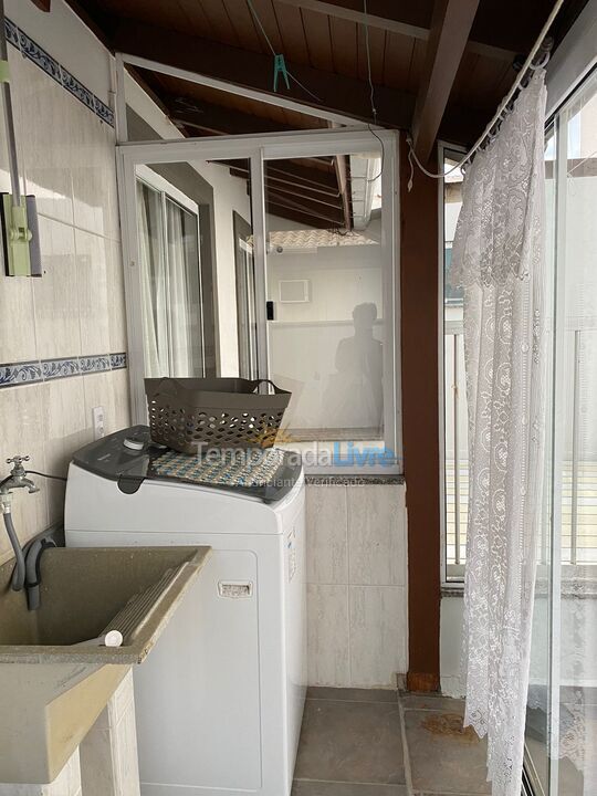 Casa para alquiler de vacaciones em Bombinhas (Praia de Bombas)