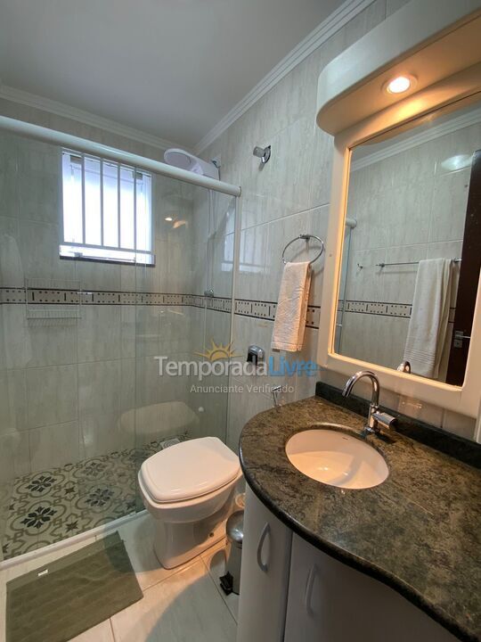 Casa para alquiler de vacaciones em Bombinhas (Praia de Bombas)