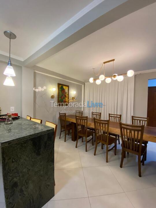 Casa para alquiler de vacaciones em Bombinhas (Praia de Bombas)