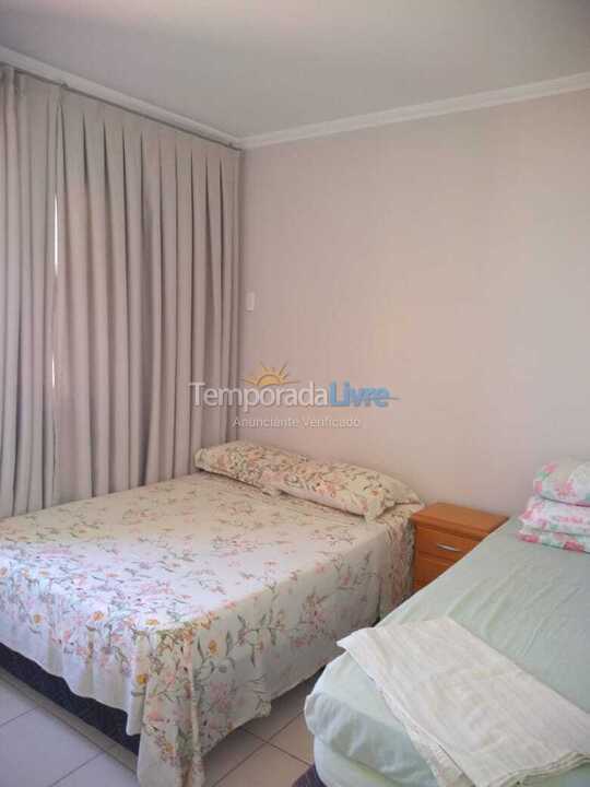 Apartamento para aluguel de temporada em Itapema (Meia Praia)
