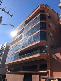 Apartamento para alugar em Itapema - Meia Praia