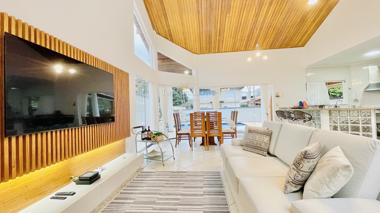 House for vacation rental in Guarujá (Praia do Pernambuco)