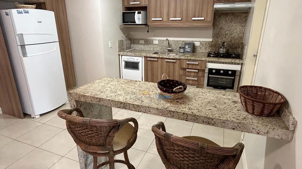 Apartment for vacation rental in Itapema (Centro)