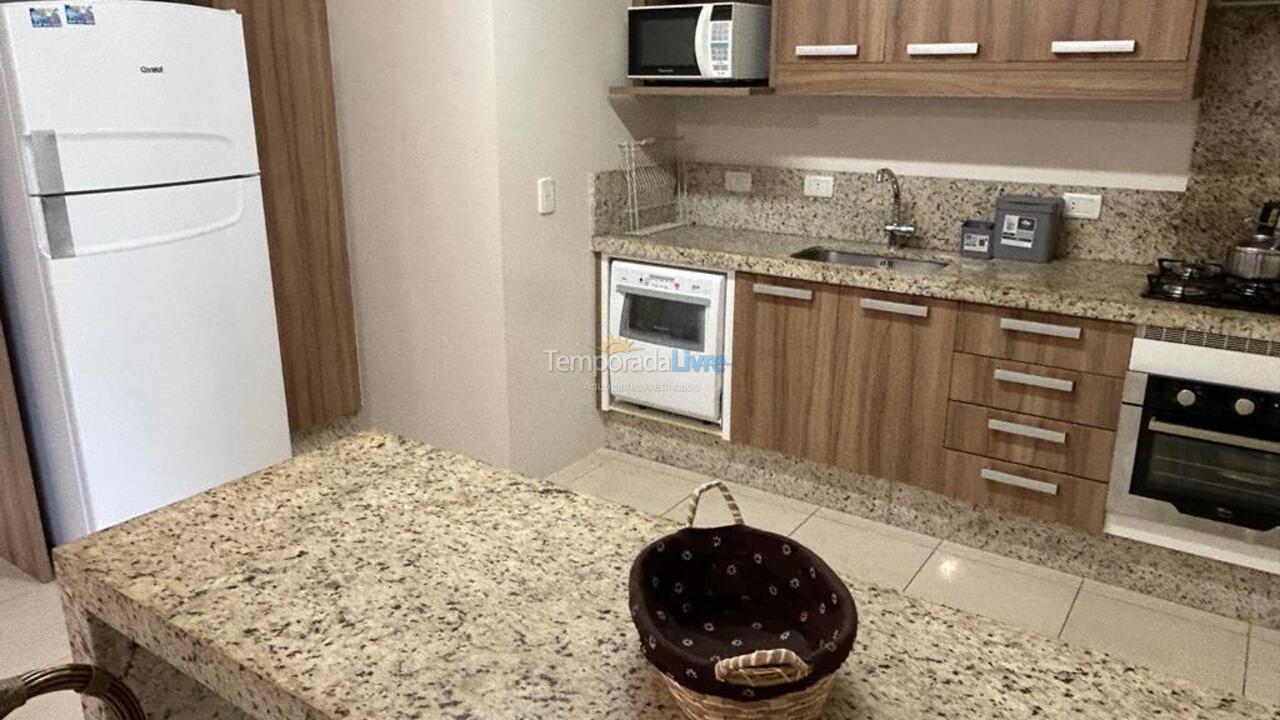 Apartment for vacation rental in Itapema (Centro)