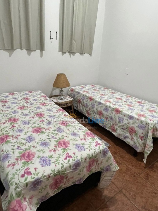 Casa para aluguel de temporada em Olímpia (Jardim Glória)