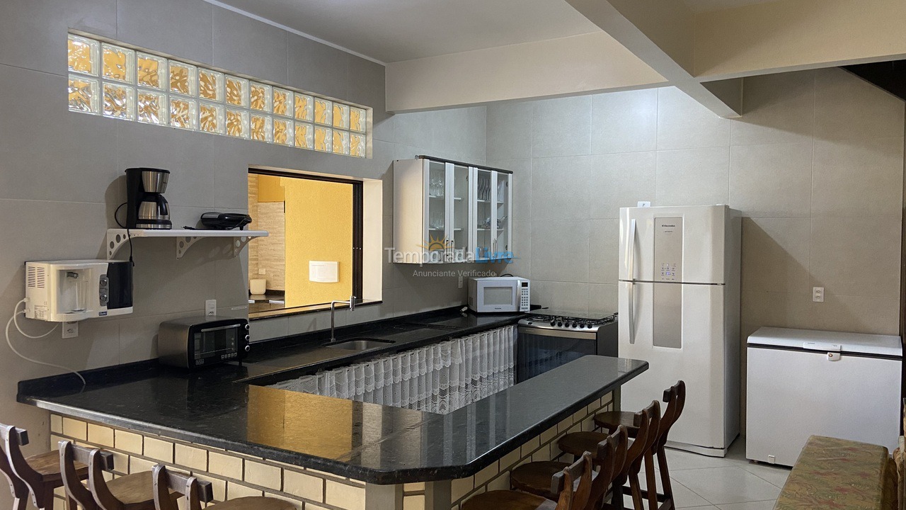 House for vacation rental in Guaratuba (Barra do Saí)