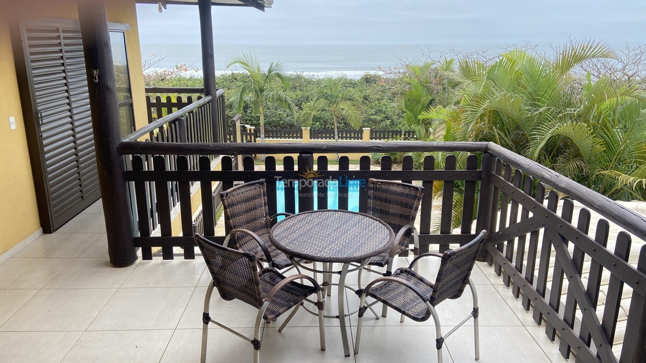 House for vacation rental in Guaratuba (Barra do Saí)