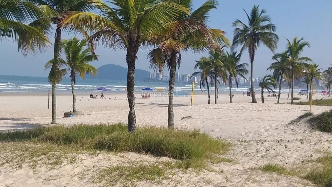 Apartamento para aluguel de temporada em Guarujá (Enseada)