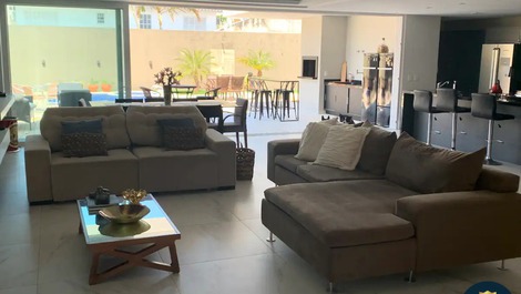 Linda mansão em Jurerê Internacional para umas férias incríveis