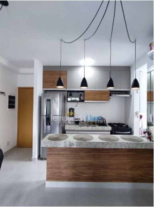 Apartamento para aluguel de temporada em Ubatuba (Praia Grande)