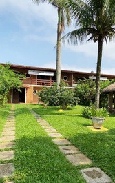 Beachfront for 12 people, 3 bedrooms- WIFI - Maranduba -Ubatuba