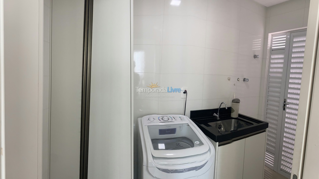 Apartment for vacation rental in Itapema (Meia Praia)