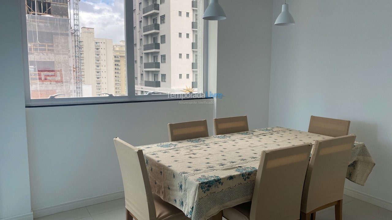 Apartment for vacation rental in Itapema (Meia Praia)