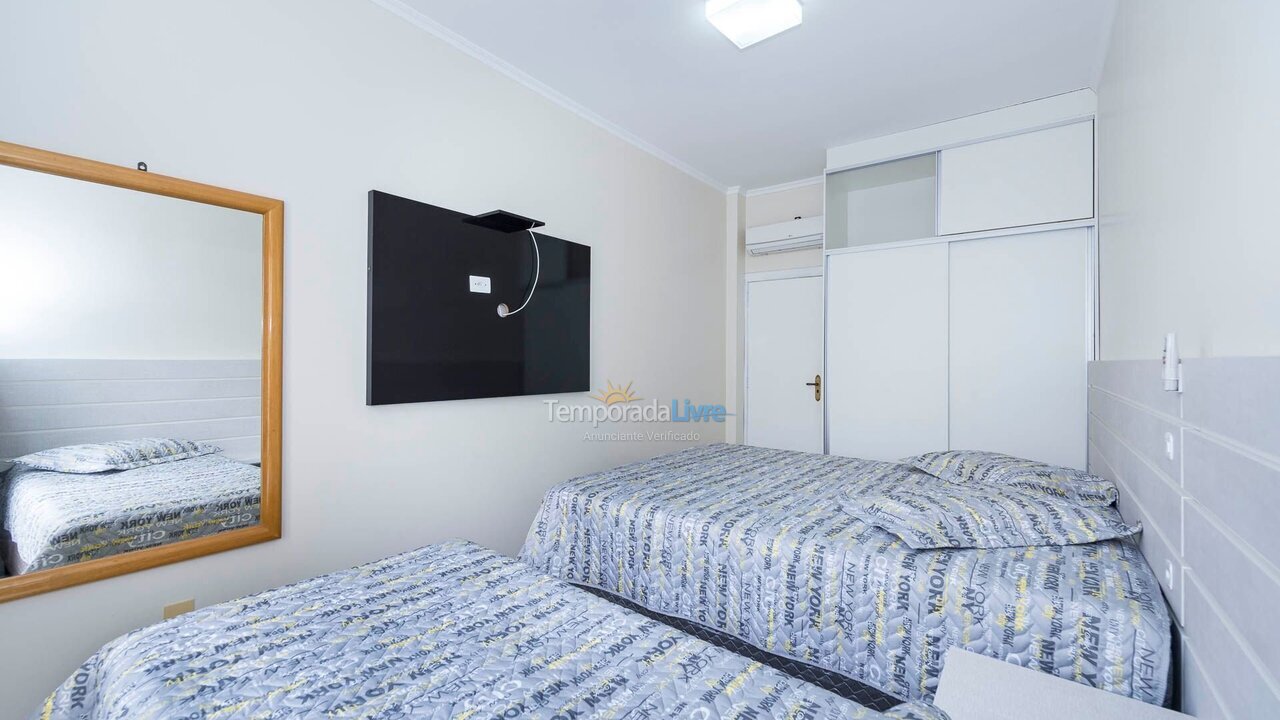 Apartment for vacation rental in Bombinhas (Praia de Bombas)