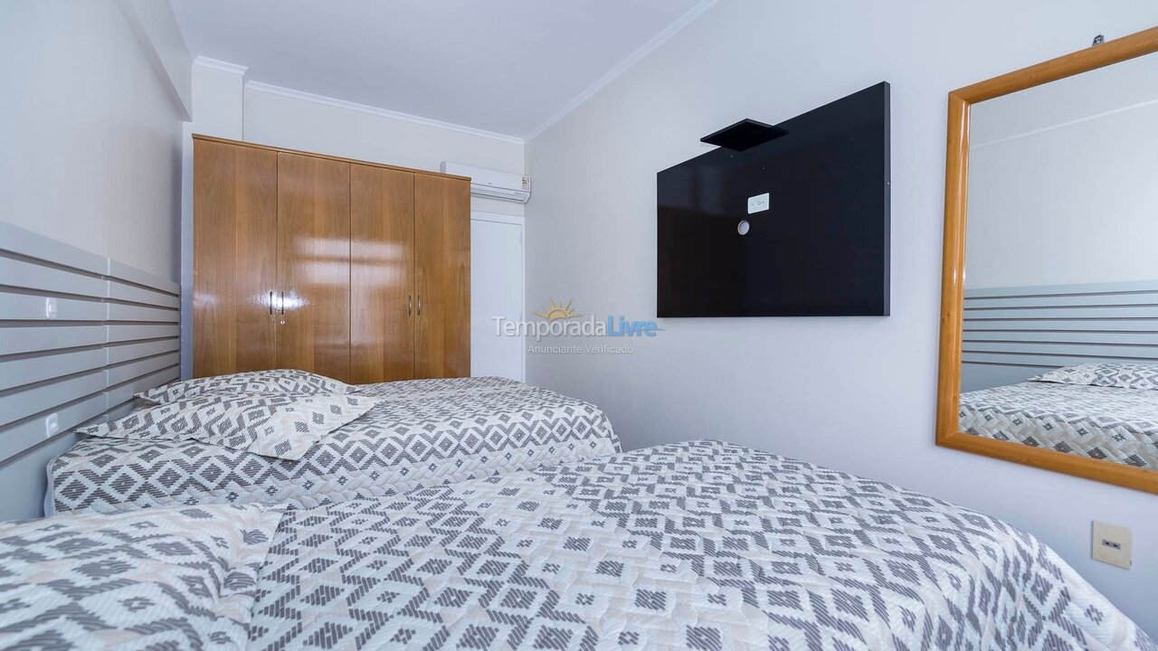 Apartment for vacation rental in Bombinhas (Praia de Bombas)