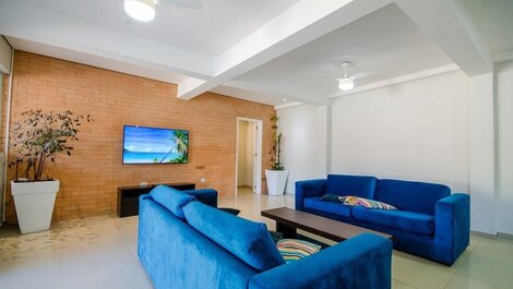 Linda Casa com piscina no Guarujá para 16 pessoas