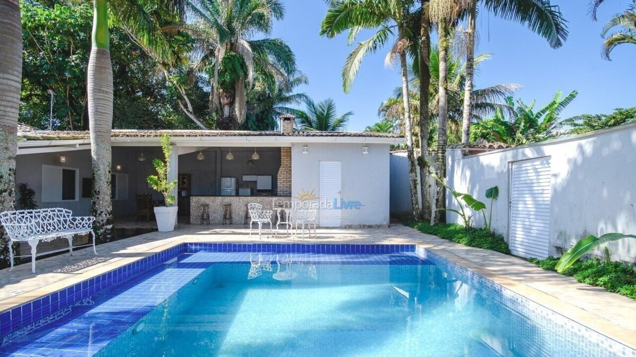 Casa para aluguel de temporada em Guarujá (Praia do Pernambuco)