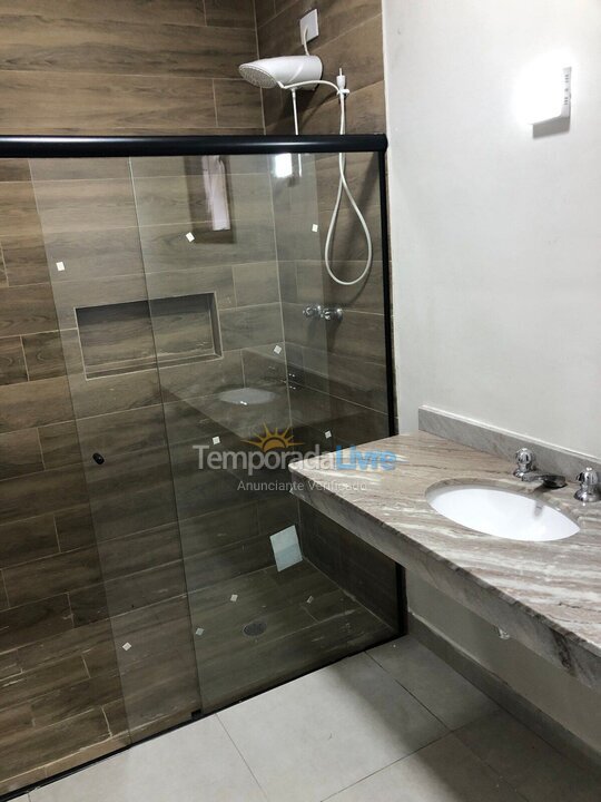 Casa para alquiler de vacaciones em Guarujá (Praia do Pernambuco)