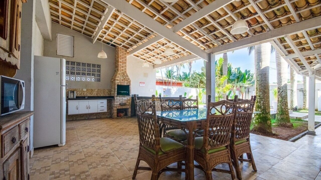 Casa para aluguel de temporada em Guarujá (Praia do Pernambuco)