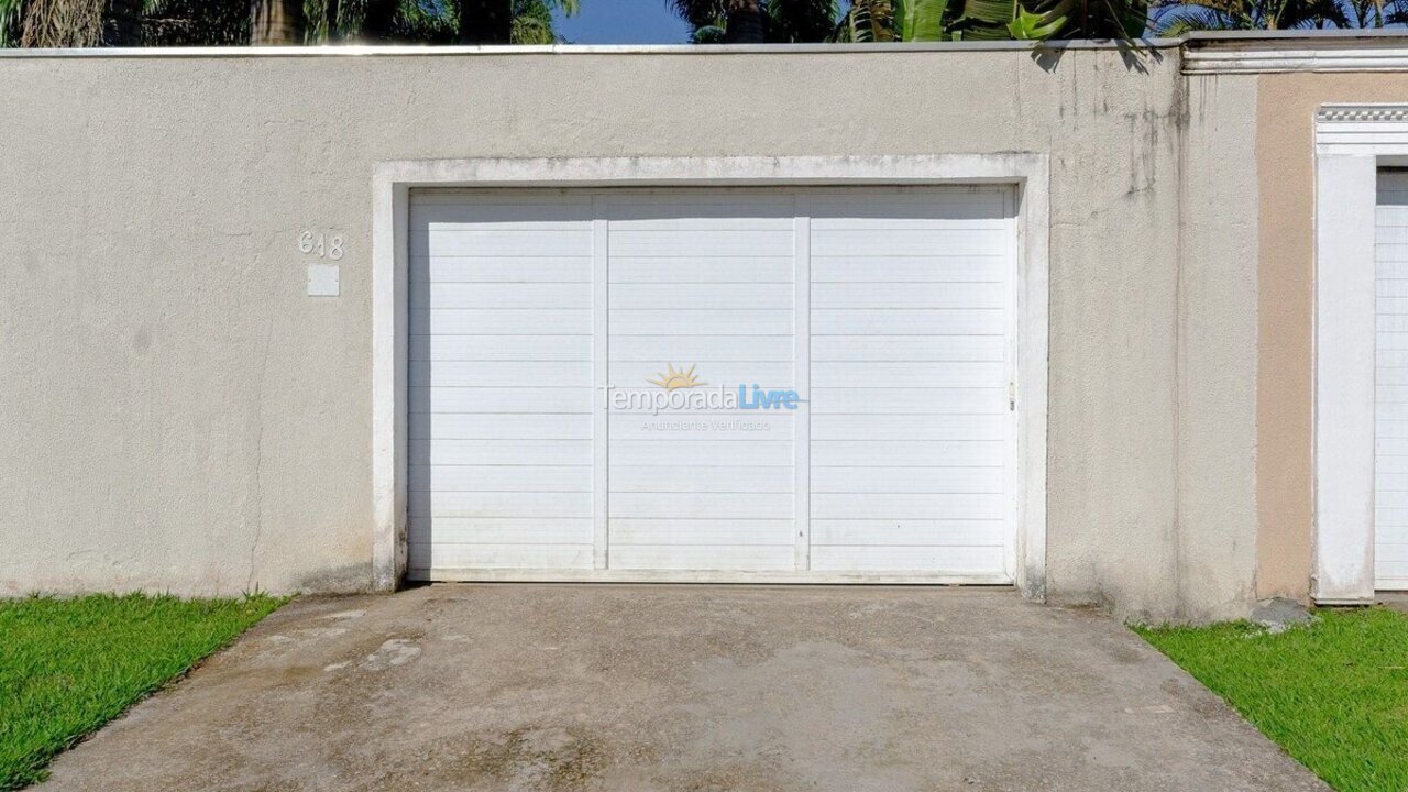 Casa para aluguel de temporada em Guarujá (Praia do Pernambuco)