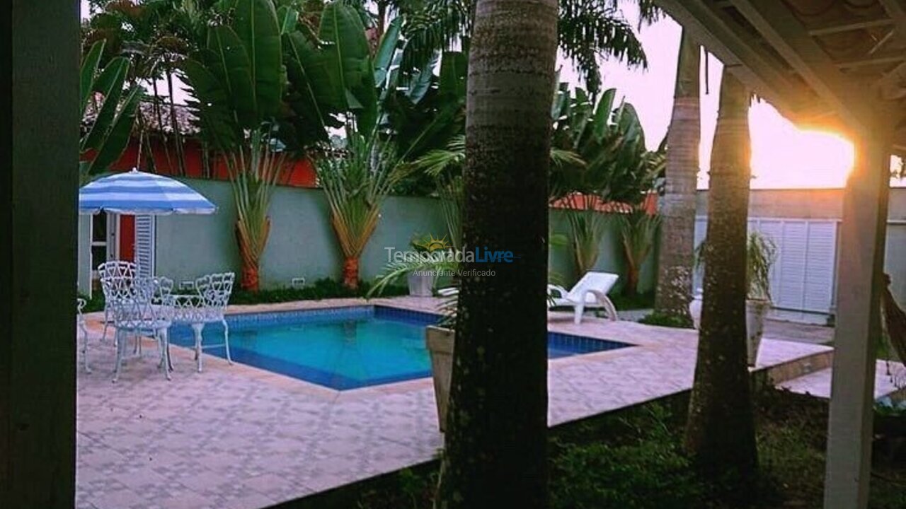 Casa para aluguel de temporada em Guarujá (Praia do Pernambuco)