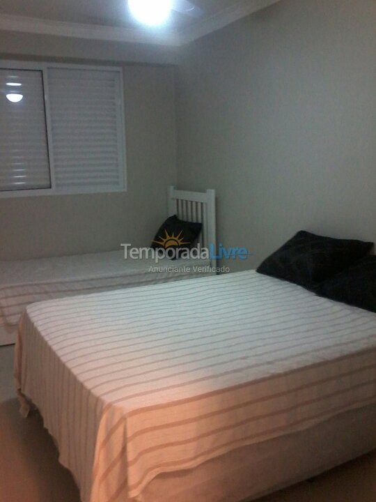 Casa para aluguel de temporada em Guarujá (Praia do Pernambuco)