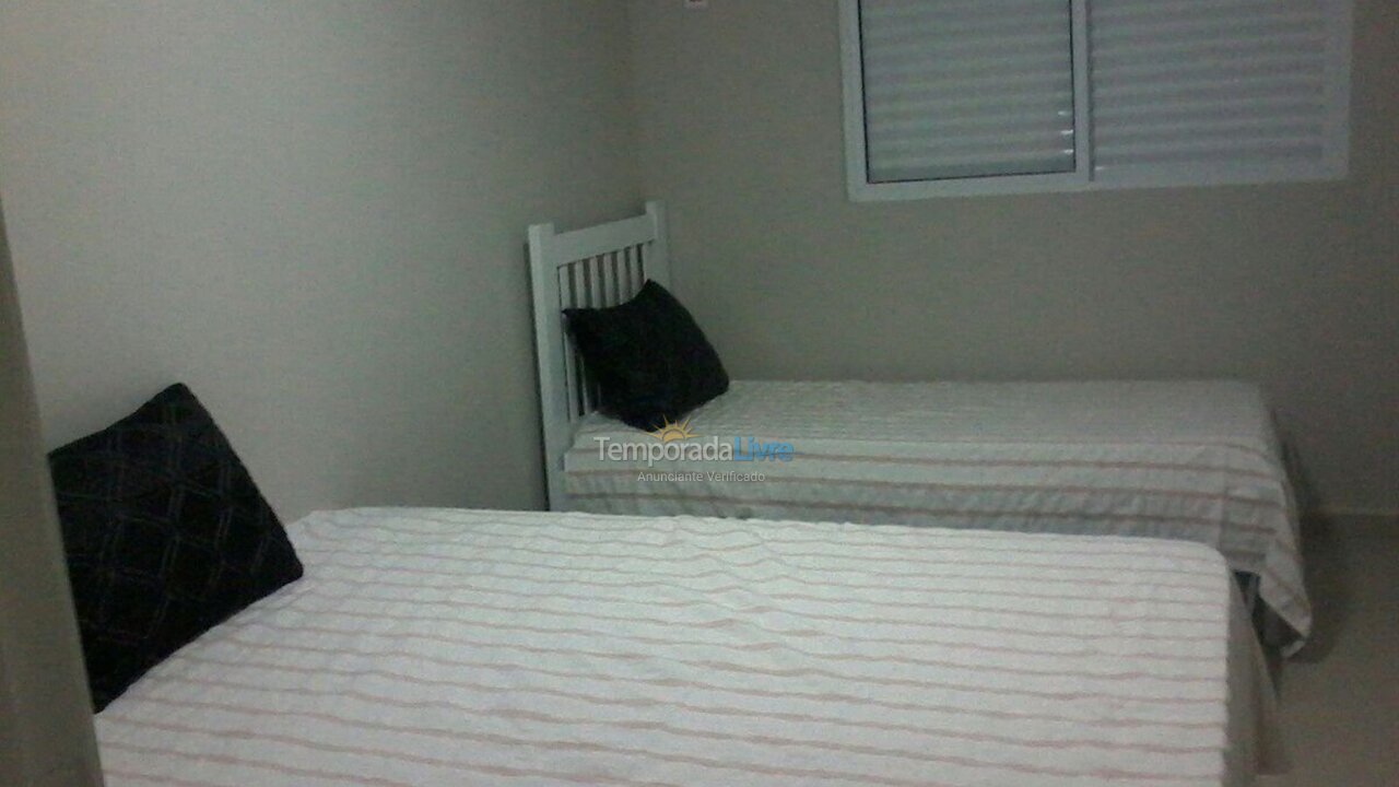 Casa para aluguel de temporada em Guarujá (Praia do Pernambuco)