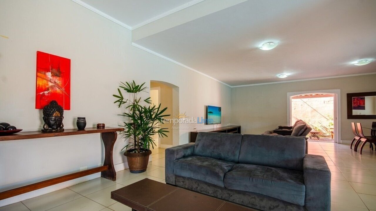 House for vacation rental in Guarujá (Praia do Pernambuco)