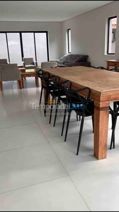 Casa para alquiler de vacaciones em Guarujá (Praia do Pernambuco)